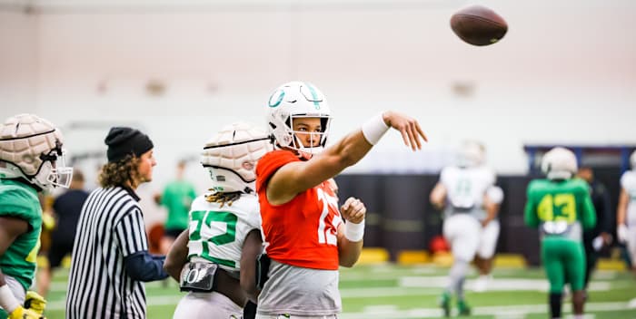 ty-thompson-oregon-throwing